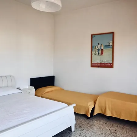 Rm03 - Senigallia, Trilocale Fronte Mare セニガッリア