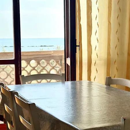 Rm03 - Senigallia, Trilocale Fronte Mare セニガッリア